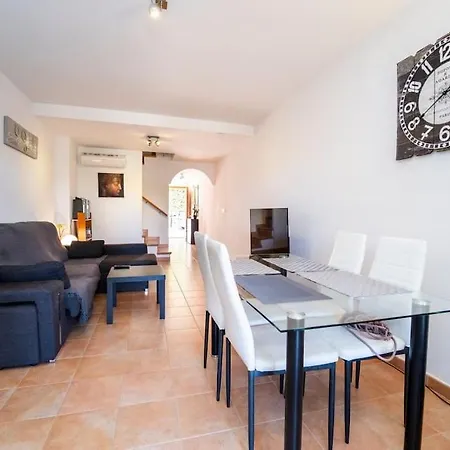 Comfortable And Relaxing House In Bonalba Holiday home *