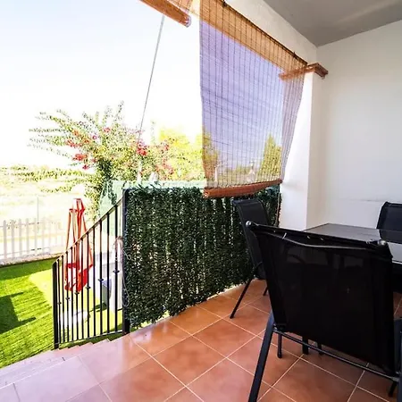 Comfortable And Relaxing House In Bonalba