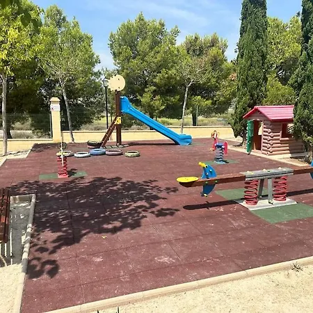 Comfortable And Relaxing House In Bonalba Holiday home Barrio Penacerrada